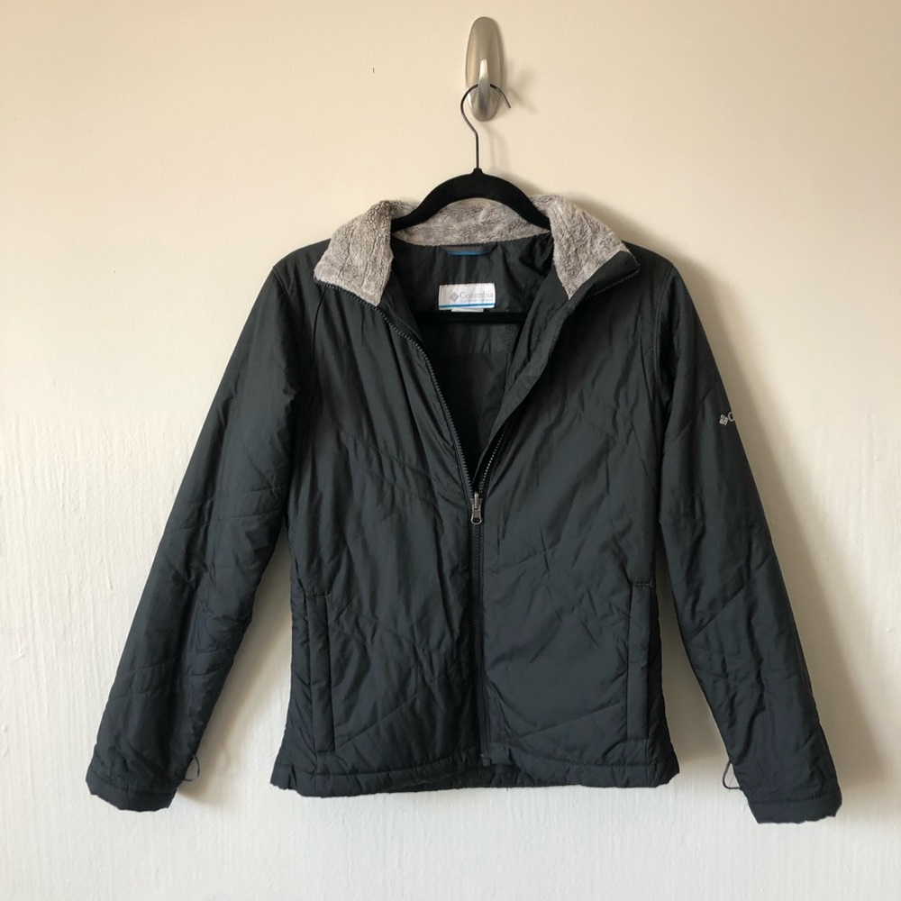 Columbia black insulating jacket